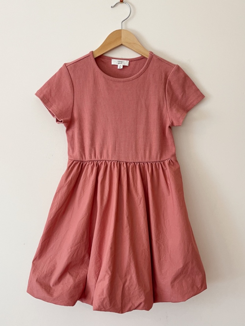 A LOVED A EUC Dusty Rose Ribbed Minimalist Bubble Twirl Dress